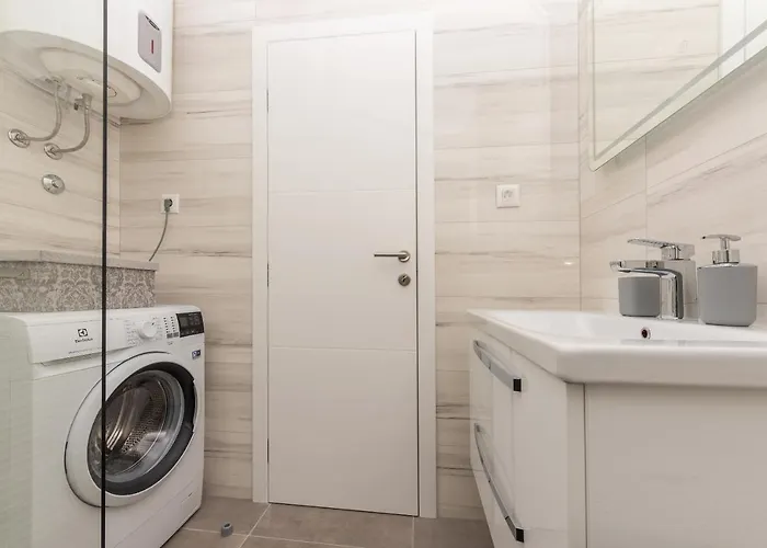 Ema Apartment Makarska